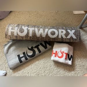 Hotworx mat and towel